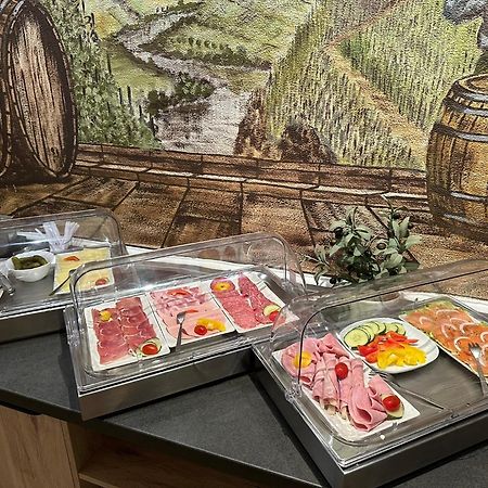Winzergasthof Zum Kellerstuebchen Mehring  Eksteriør billede