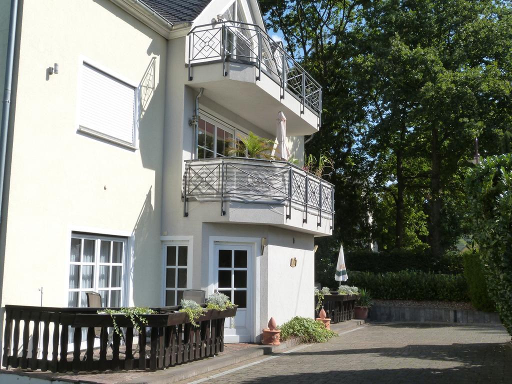 Winzergasthof Zum Kellerstuebchen Mehring  Eksteriør billede
