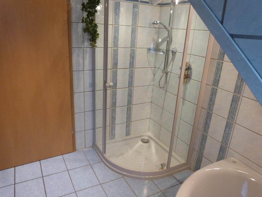 Winzergasthof Zum Kellerstuebchen Mehring  Eksteriør billede